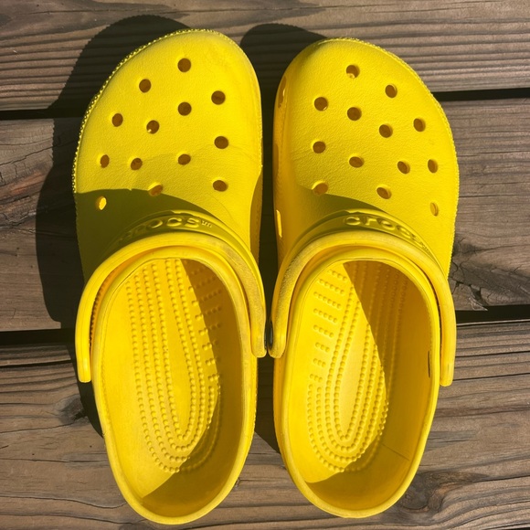 CROCS Vibrant Yellow Sandals - Picture 4 of 6